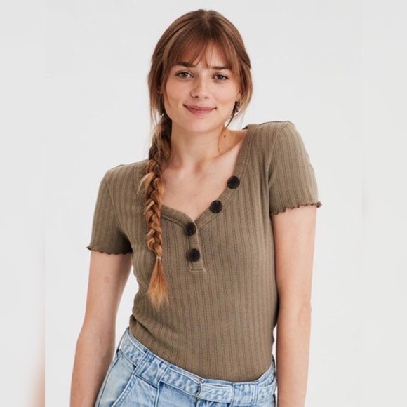 Black Asymmetrical button henley - Picture 2 of 5